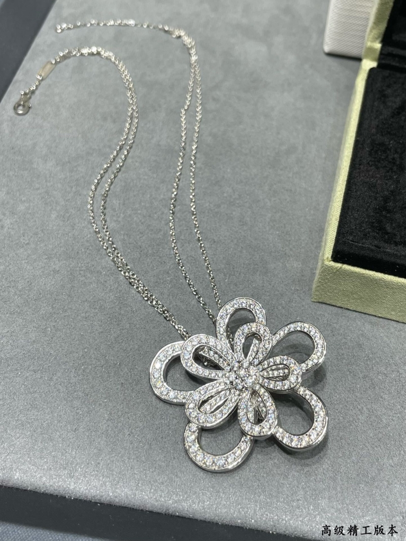 Vca Necklaces